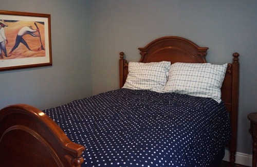 Oyster Bay House | Beautiful country setting 15 min drive to the beach, close to Oyster Bay
