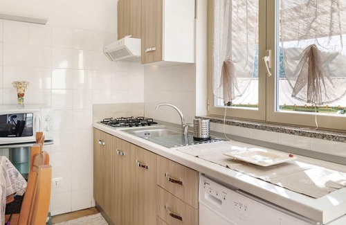 Laureana Cilento Apartment | Beautiful Cozy Apt Terrace Shared Pool, Laureana Cilento, Italy