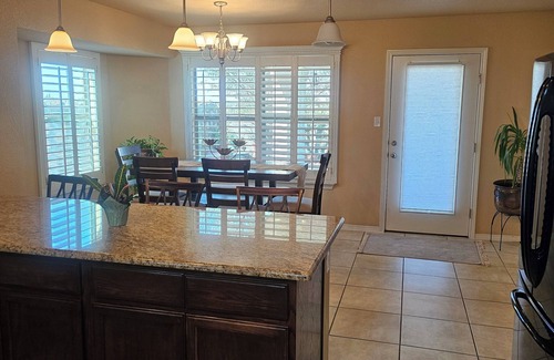 Biggs Field House | Beautiful Cozy 4 bedroom Home With Great Location!