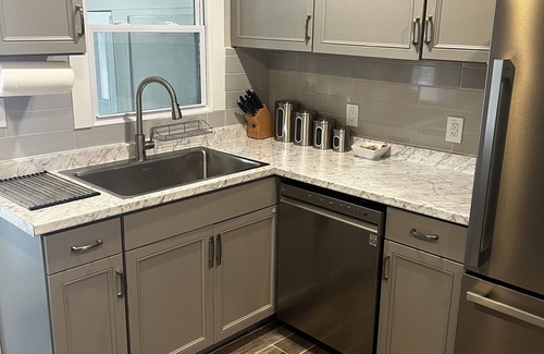 Loganville House | Beautiful, Cozy Bungalow in Downtown Loganville