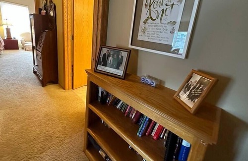 Lincoln Apartment | Beautiful Cozy Condo with Pools/Gym-Self Check-In