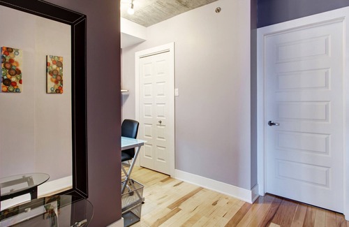 Griffintown Condo | Beautiful Cozy & Luxurious. All-included. Modern Design. Premium Services.