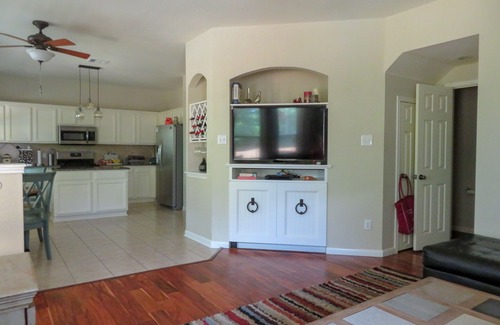 Shiloh House | Beautiful, Cozy South Austin Home Within Minutes Of South Congress/Downtown