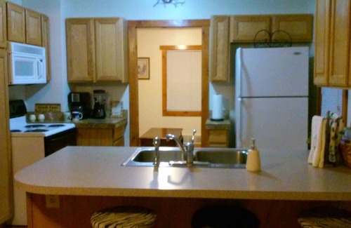 Salt Lake City House | BEAUTIFUL COZY VACATION HOME, IN THE HEART OF THE BRICKYARD & MILLCREEK COMMONS!