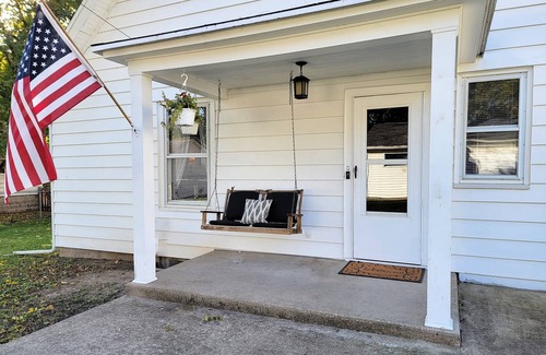 South Beloit House | Beautiful Craftsman Style Home w/Fenced Yard (Pet Friendly!)