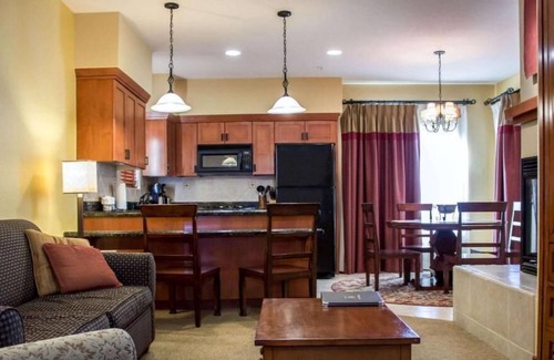 Cibola Vista Resort | Beautiful desert oasis resort close to Lake Pleasant!