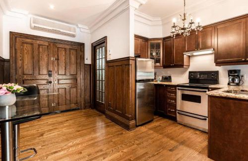 Downtown Montreal Apartment | Beautiful Downtown Studio Apartment - A