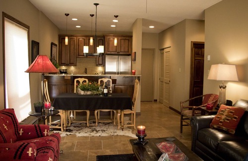 Purgatory Condo | Beautiful end unit with mountain view!