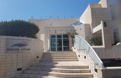 Herzliya Pituach Apartment | Beautiful entire garden suite in marina Herzliya - the place family friendly