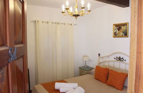 Cuevas Del Almanzora Hotel | BEAUTIFUL DOUBLE ROOM LOCATED OFF POOL TERRACE