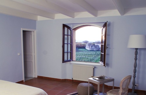 Villedaigne Other | Beautiful estate in the middle of the vineyards, 200m2 terrace!