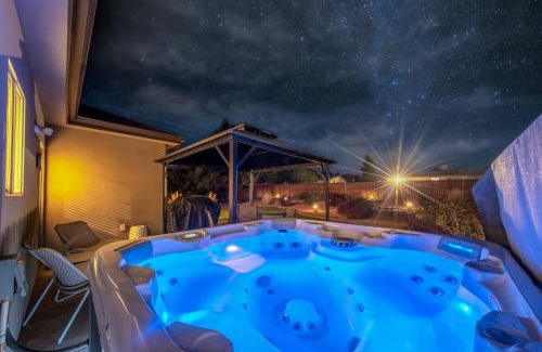 Kanab House | Beautiful Family and Pet-Friendly Home Near National Parks with NEW Hot Tub