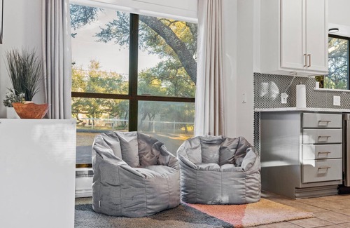 Austin House | Beautiful Family-Friendly Home with *Amenities!*