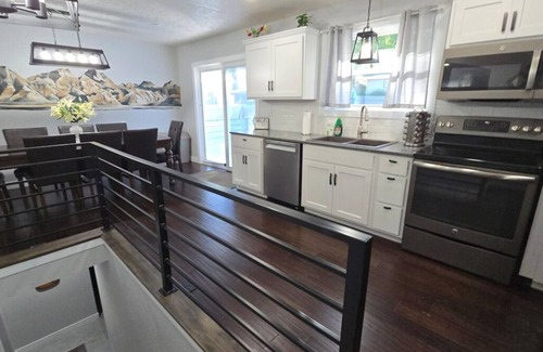 Sioux Falls House | Beautiful Family Home - Perfect for Large Groups!n