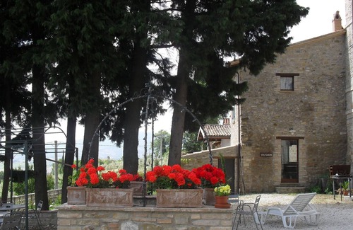 Gualdo Cattaneo Other | Beautiful Farmhouse with bubble bath in Umbria