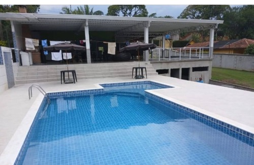 Extrema House | Beautiful farm with swimming pool, a small island. Near the Rio Jaguari Waterfall.