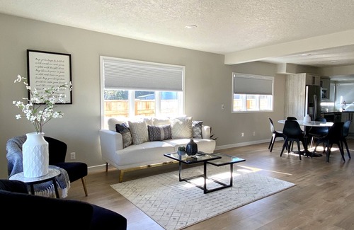 Ridgefield House | Beautiful Farmhouse in Ridgefield