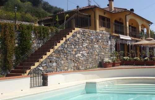 Regione Ronchi Apartment | Beautiful flat with private garden and shared pool HEATING to 37°