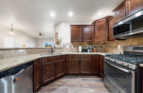 Colorado Springs House | Beautiful fully furnished townhome located in Colorado Springs