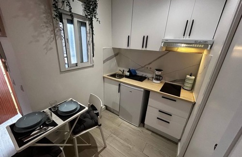 Carabanchel Apartment | Beautiful fully equipped studio apartment in downtown Madrid