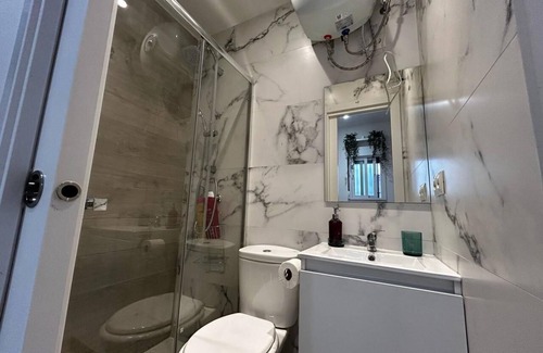 Carabanchel Apartment | Beautiful fully equipped studio apartment in downtown Madrid