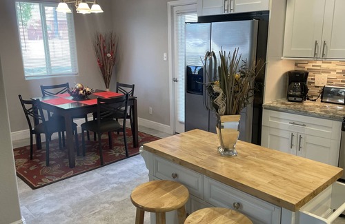 Oldsmar House | Beautiful Fully Renovated Home, short walk to bay and activities.