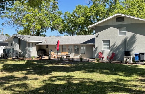 Oldsmar House | Beautiful Fully Renovated Home, short walk to bay and activities.