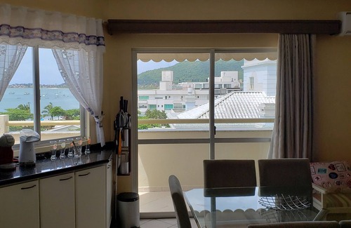 Cachoeira do Bom Jesus Apartment | Beautiful Furnished Penthouse Beautiful Ocean View-2 Dorm/1Suite-Garage-50m from the sea