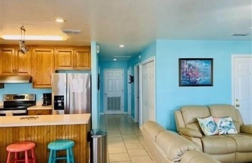 Port Mansfield House | Beautiful Getaway! Boat Slip & Fishing Light. 3 Bedroom/3 Bath. Sleep 8. 5 Beds.