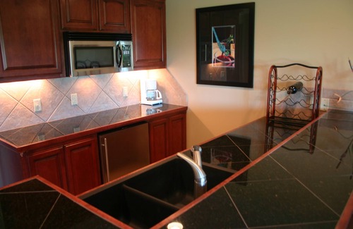 Omaha House | Beautiful Golf Course Property - Lower Level For Rent