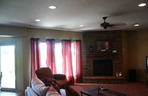 Omaha House | Beautiful Golf Course Property - Lower Level For Rent