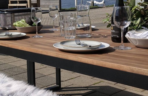 Stellendam House | Beautiful ground-floor apartment with private terrace.
