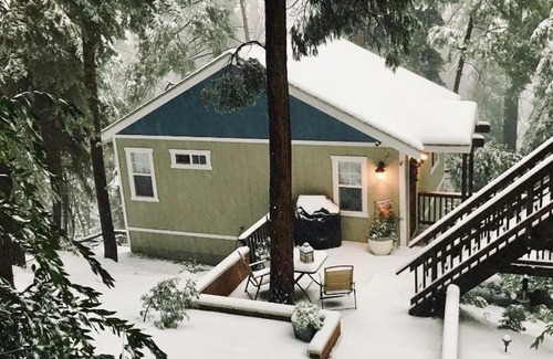 Crestline House | Beautiful guesthouse in Crestline
