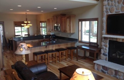 Nisswa Cottage | Beautiful Gull Lake Cottage at Quarterdeck Resort