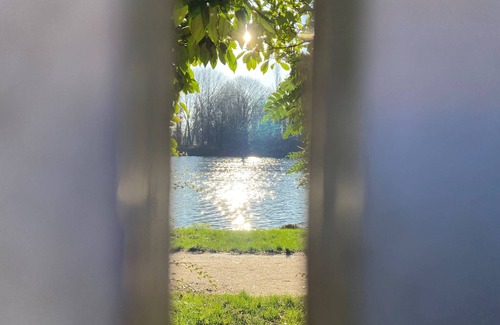 Carrieres-sur-Seine House | Beautiful house with pool, view and access to the Seine, very close to Paris