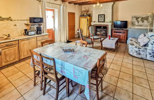Chateau-la-Valliere House | Beautiful home in Château-la-Vallière