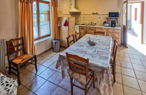 Chateau-la-Valliere House | Beautiful home in Château-la-Vallière