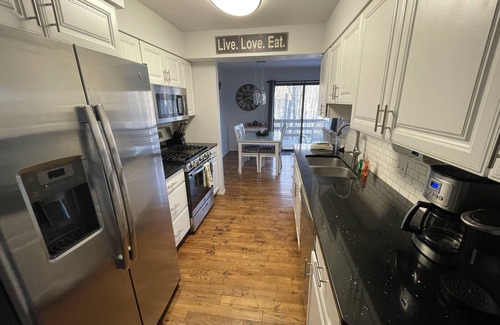 Harbor Springs Condo | Beautiful Harbor Springs condo! Close to Lake MI, Skiing, Golf, Dining, + more!