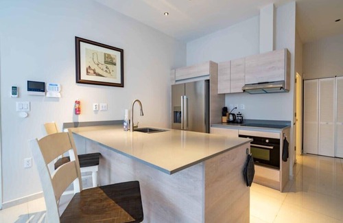 Pietermaai District Apartment | Beautiful Heritage Home in The Heart of City Centre Willemstad ☞ De Handelskade