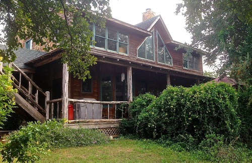 Buda House | Beautiful HIl Country Hideaway in Private Gated Community