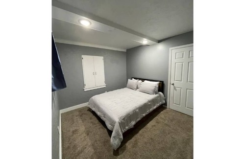 Emporia House | Beautiful Historic rock house