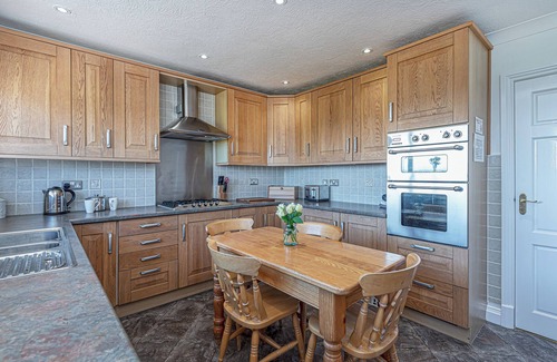 Rhoscolyn House | Beautiful holiday home close to the beach in a rural location Rhoscolyn.