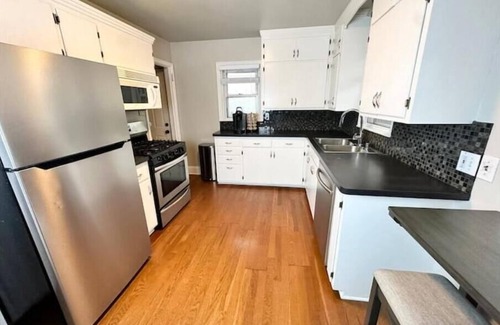 Wenonah House | Beautiful Home 5 mins from MSP Airport & MOA
