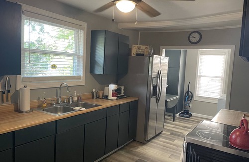 Sharon House | Beautiful Home at 446 Frank & Fourth