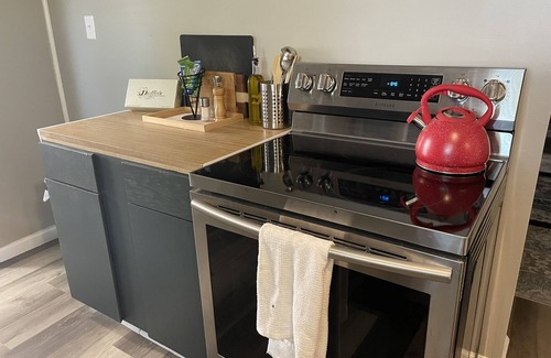 Sharon House | Beautiful Home at 446 Frank & Fourth