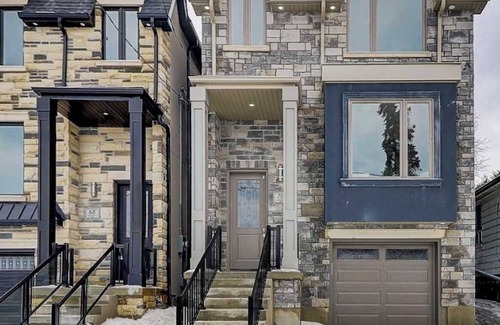 Fallingbrook House | Beautiful Home