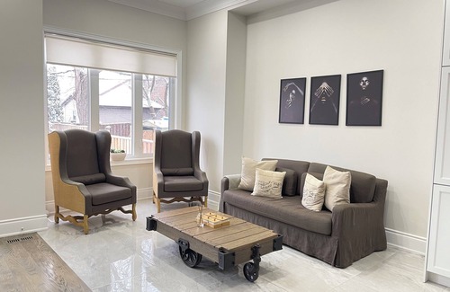 Fallingbrook House | Beautiful Home