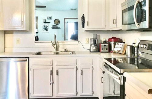 Kokomo House | Beautiful home close to all amenities