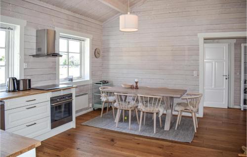 Aremark House | Beautiful Home In Aremark With Kitchen
