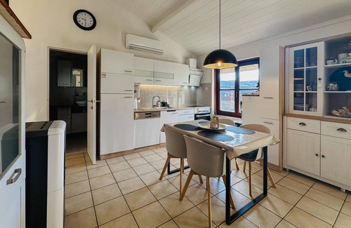Bredene House | Beautiful home in Bredene with kitchen